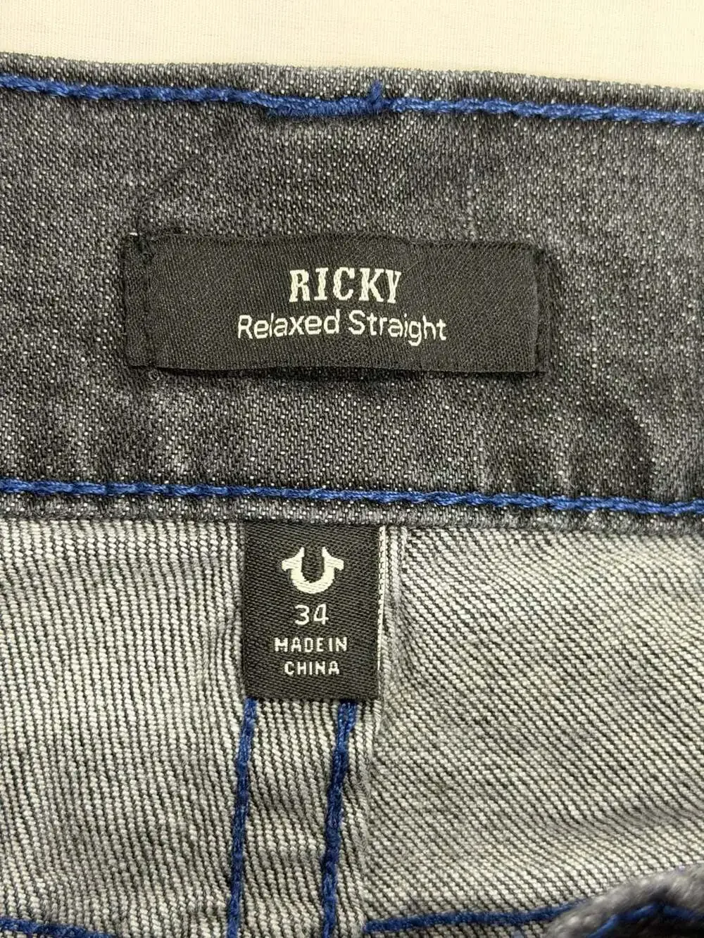 True Religion Ricky Relaxed Straight Jeans Size 34